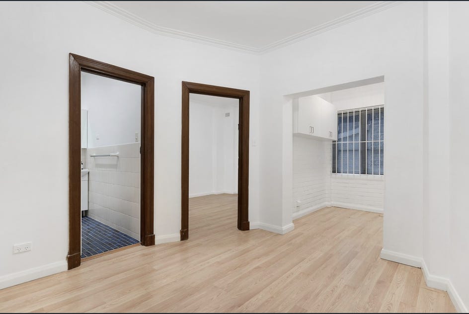 Unit 4, 2 Kellett Way (2)