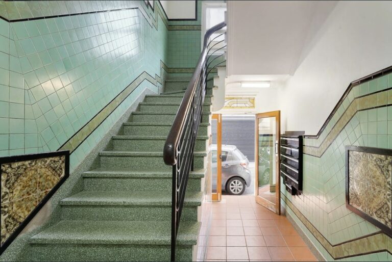 Unit 4, 2 Kellett Way (3)